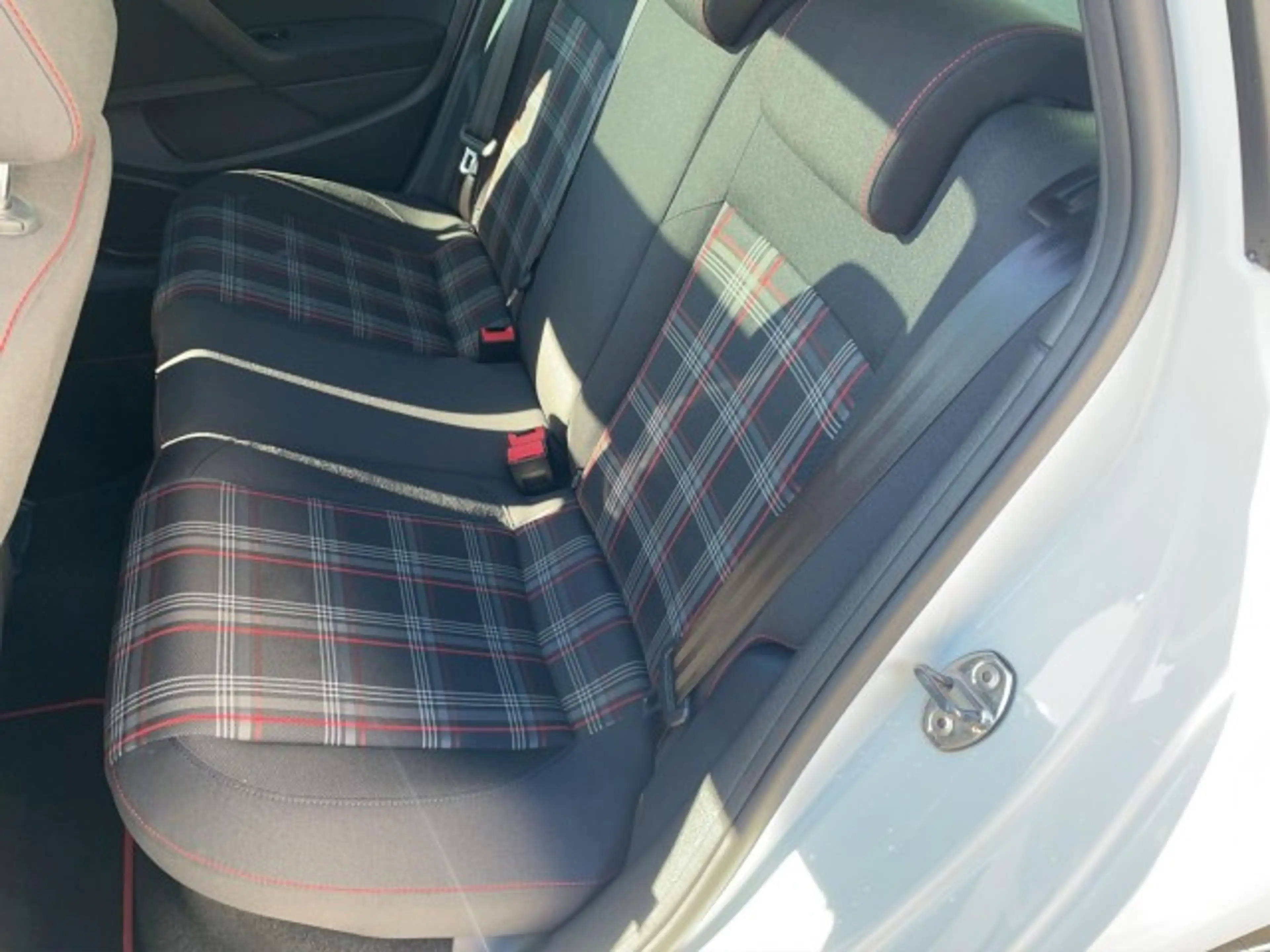 Volkswagen Polo GTI 1.8 TSI DSG LED Sport-Select Navi Pano 8-fach bere — photo 13