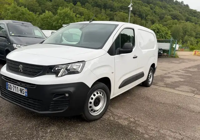 Peugeot Partner 1.5 hdi 130 cv de 2023 XL 950kg LONG -GARANTIE-