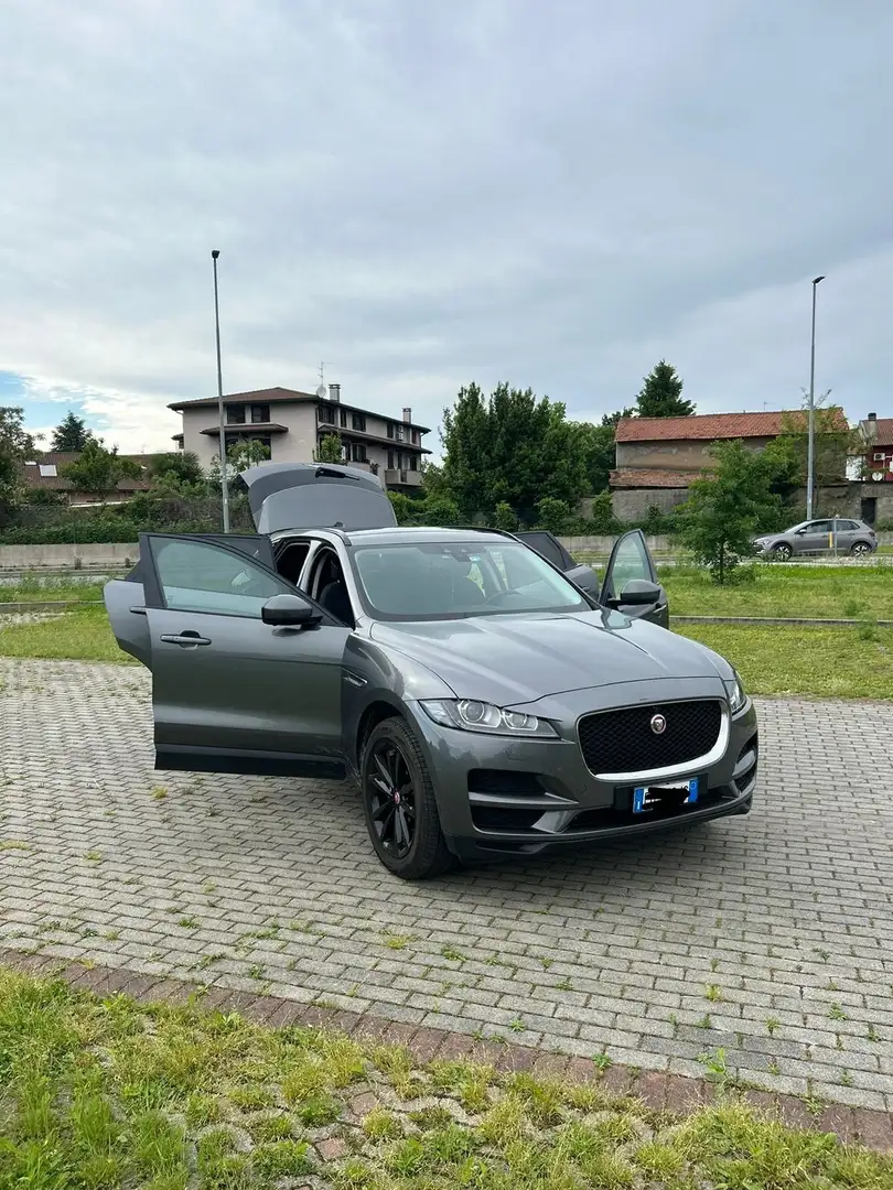Jaguar F-Pace 2.0d Pure awd 180cv auto - 1