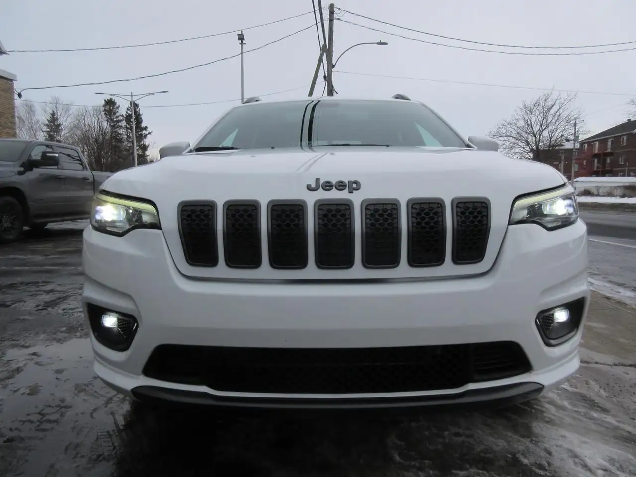 Jeep Cherokee снимка Jeep Cherokee