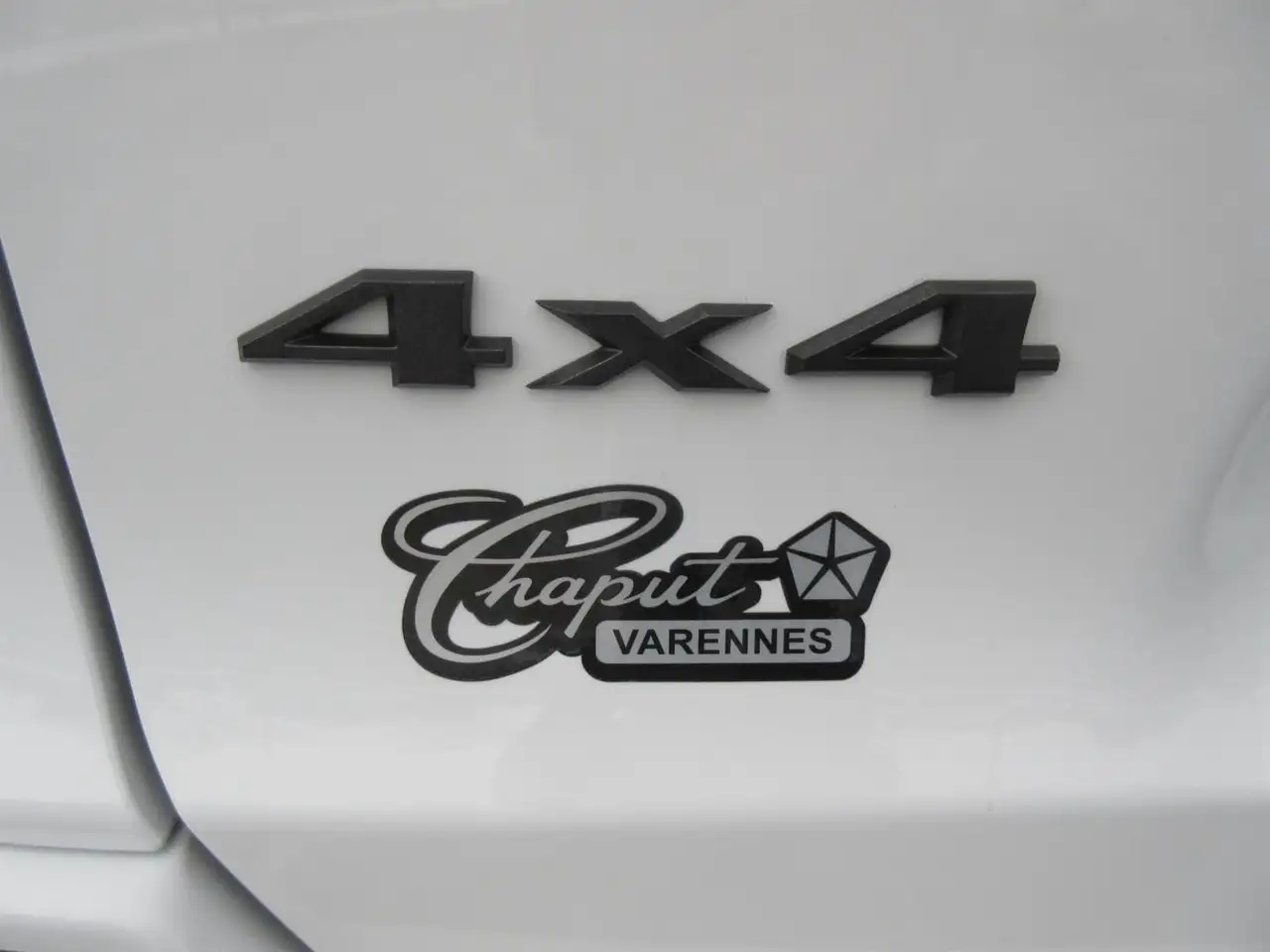 Jeep Cherokee снимка Jeep Cherokee