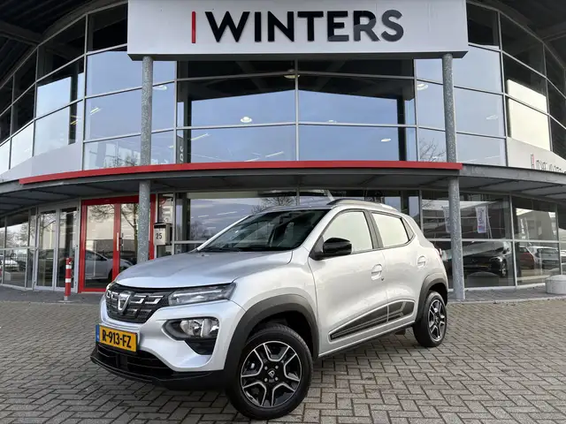 Dacia Spring Comfort Plus 27 kWh | Camera | Navigatie | Airco |