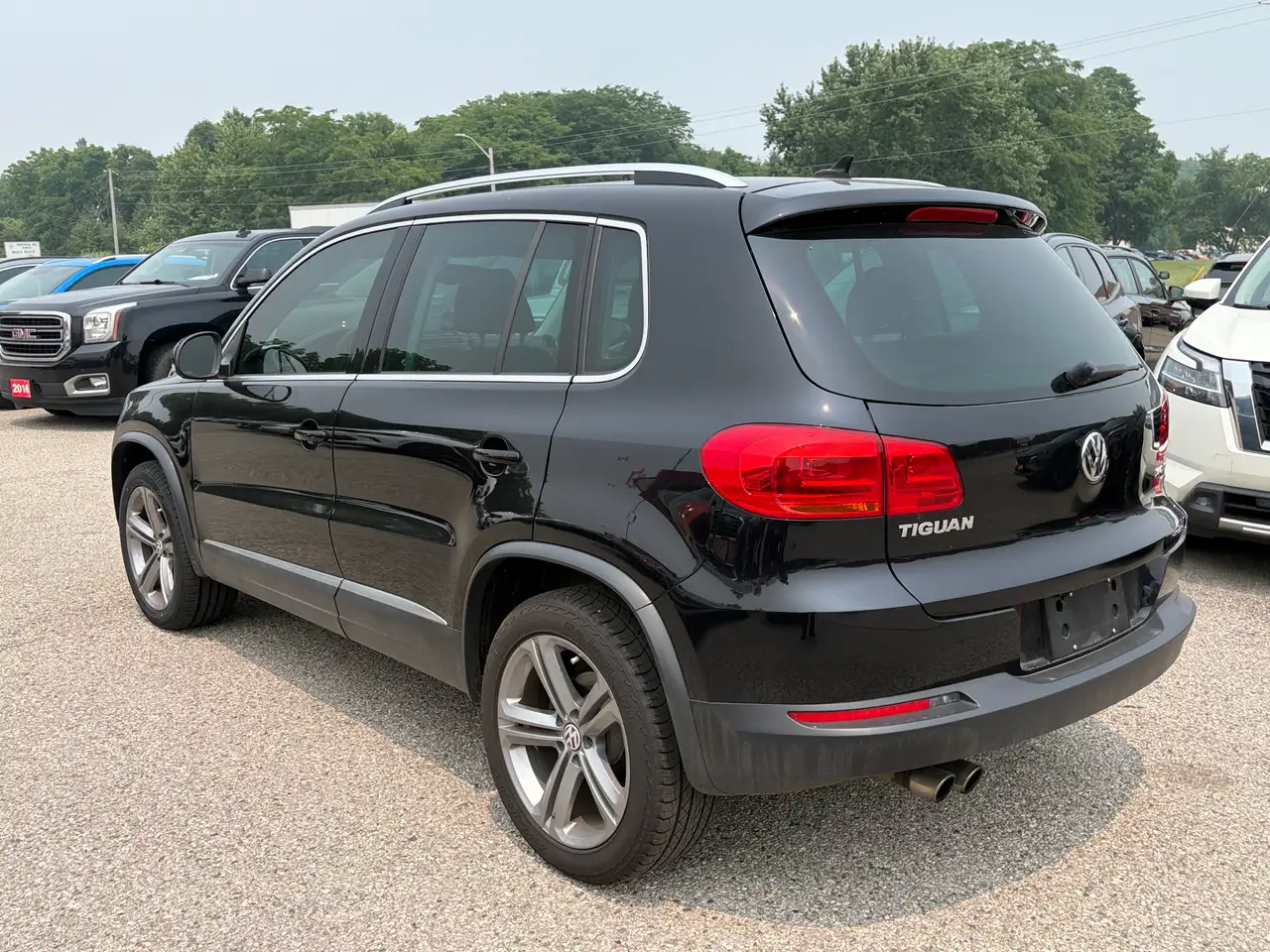 Volkswagen Tiguan photo Volkswagen Tiguan