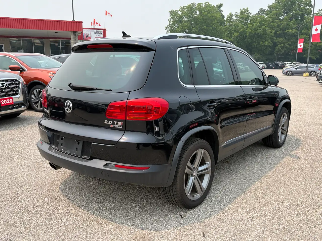 Volkswagen Tiguan photo Volkswagen Tiguan