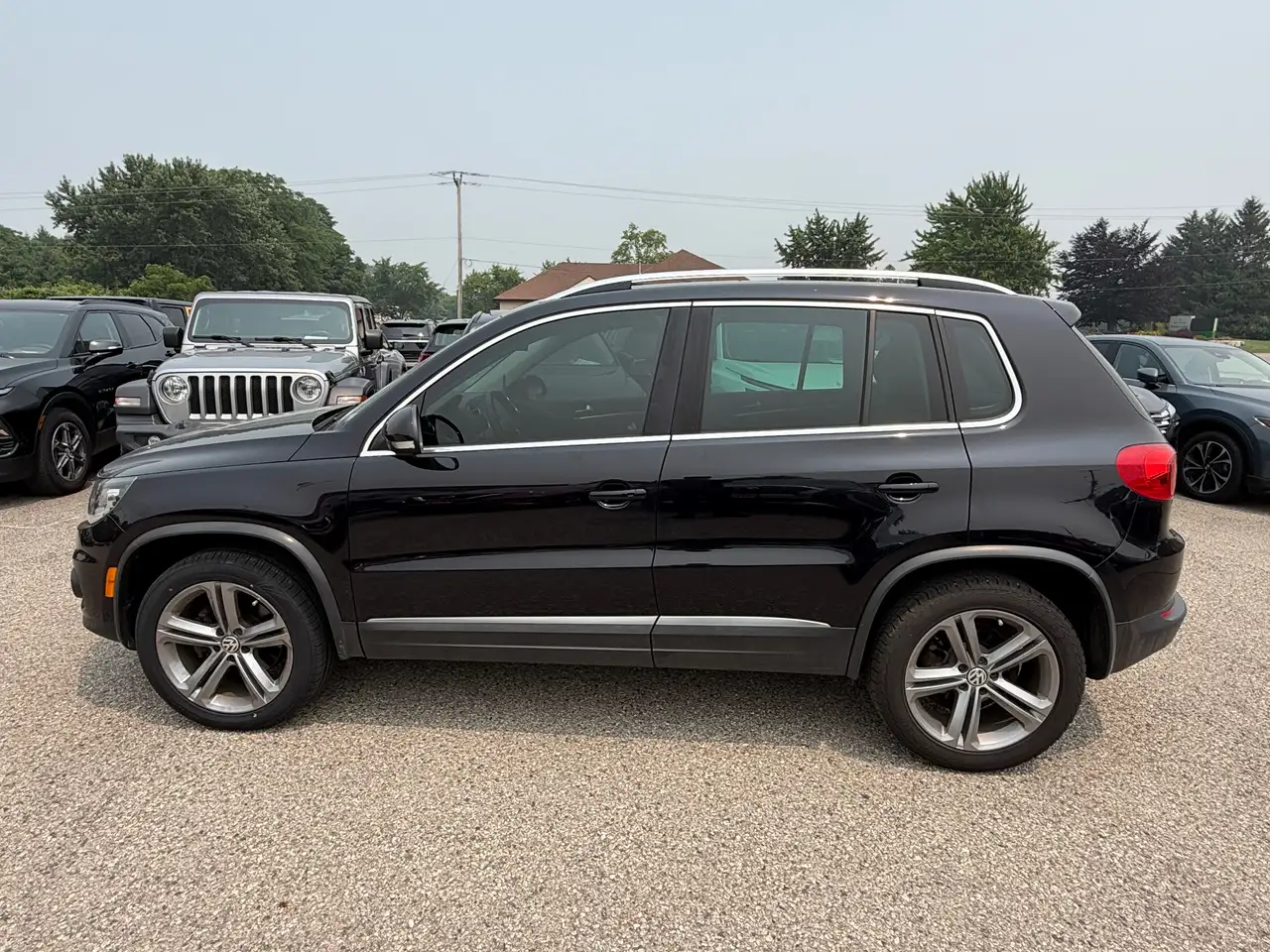 Volkswagen Tiguan photo Volkswagen Tiguan