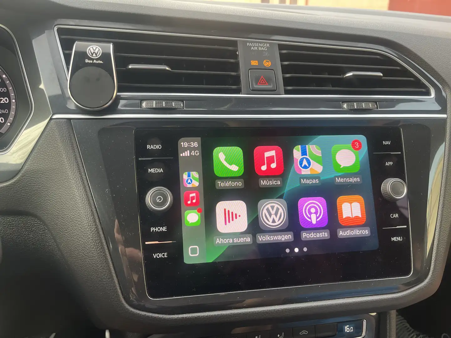 Volkswagen Tiguan 2.0TDI BMT R-Line 4Motion DSG 150 Gris - 2