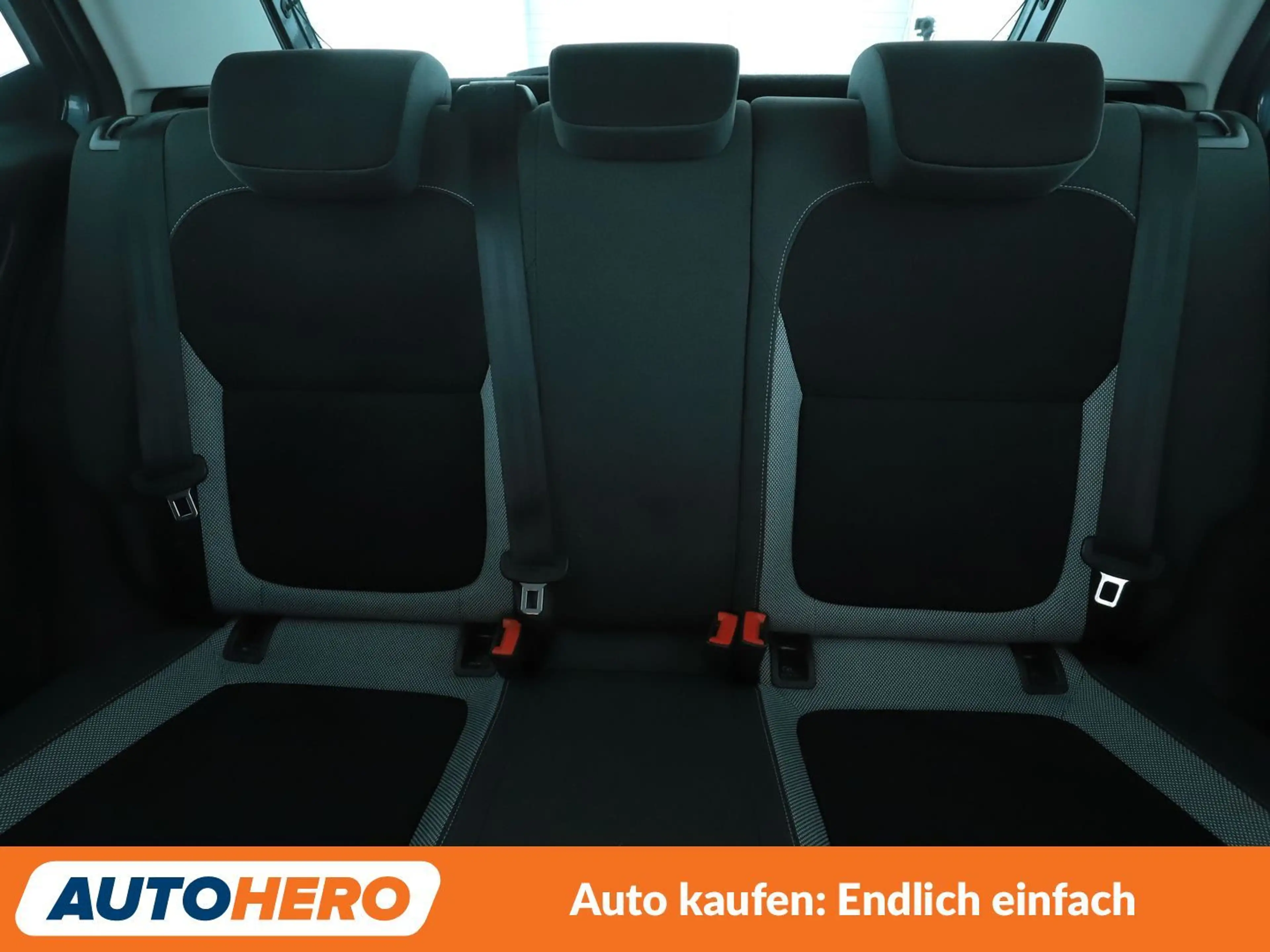Skoda Fabia 1.0 MPI Ambition*TEMPO*PDC*SHZ*KLIMA*GARANTIE* — photo 15