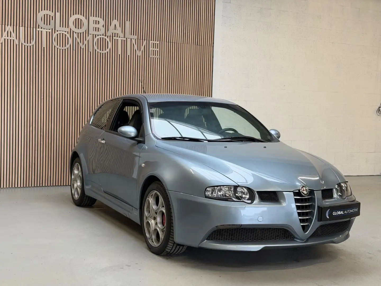 Alfa Romeo 147 3.2 V6 GTA - ZWART LEER - HANDGESCHAKELD Blauw - 2