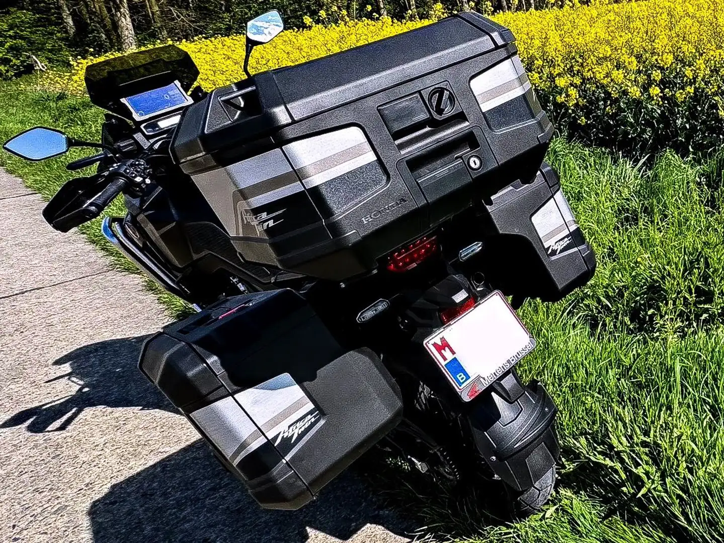 Honda CRF 1100 Noir - 2