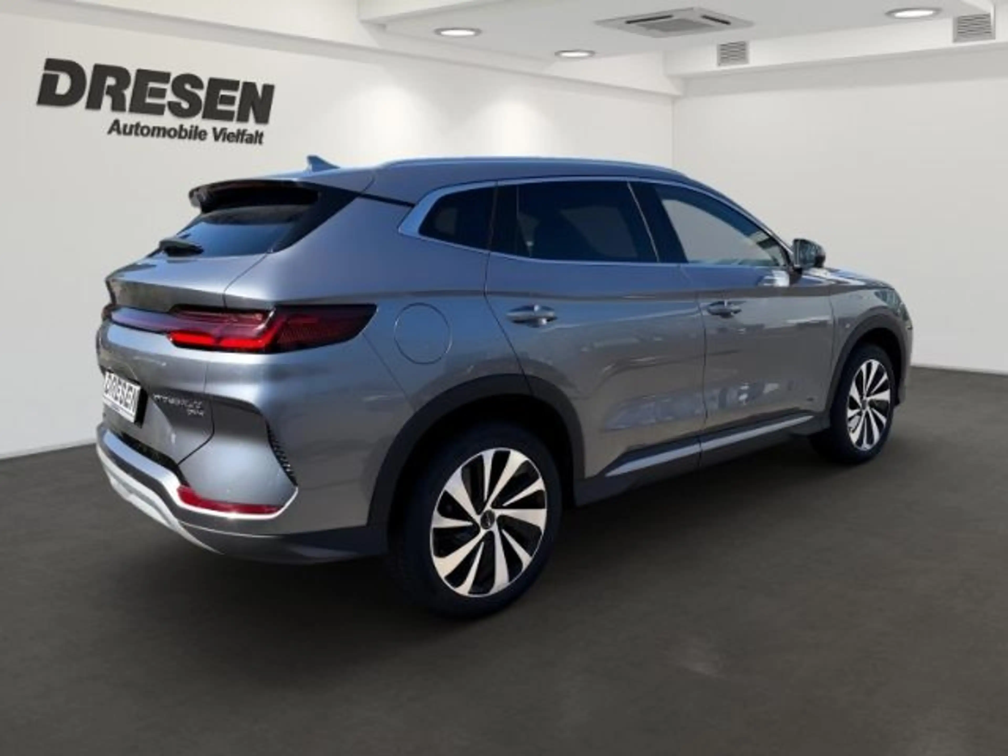 BYD Seal U PHEV 160 1.5 Boost (160 kW 218 PS) El. Pa — photo 3