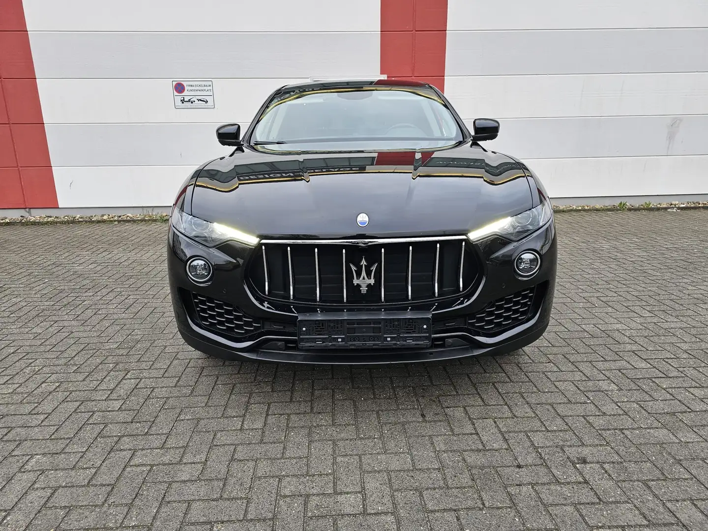 Maserati Levante Diesel Schwarz - 1