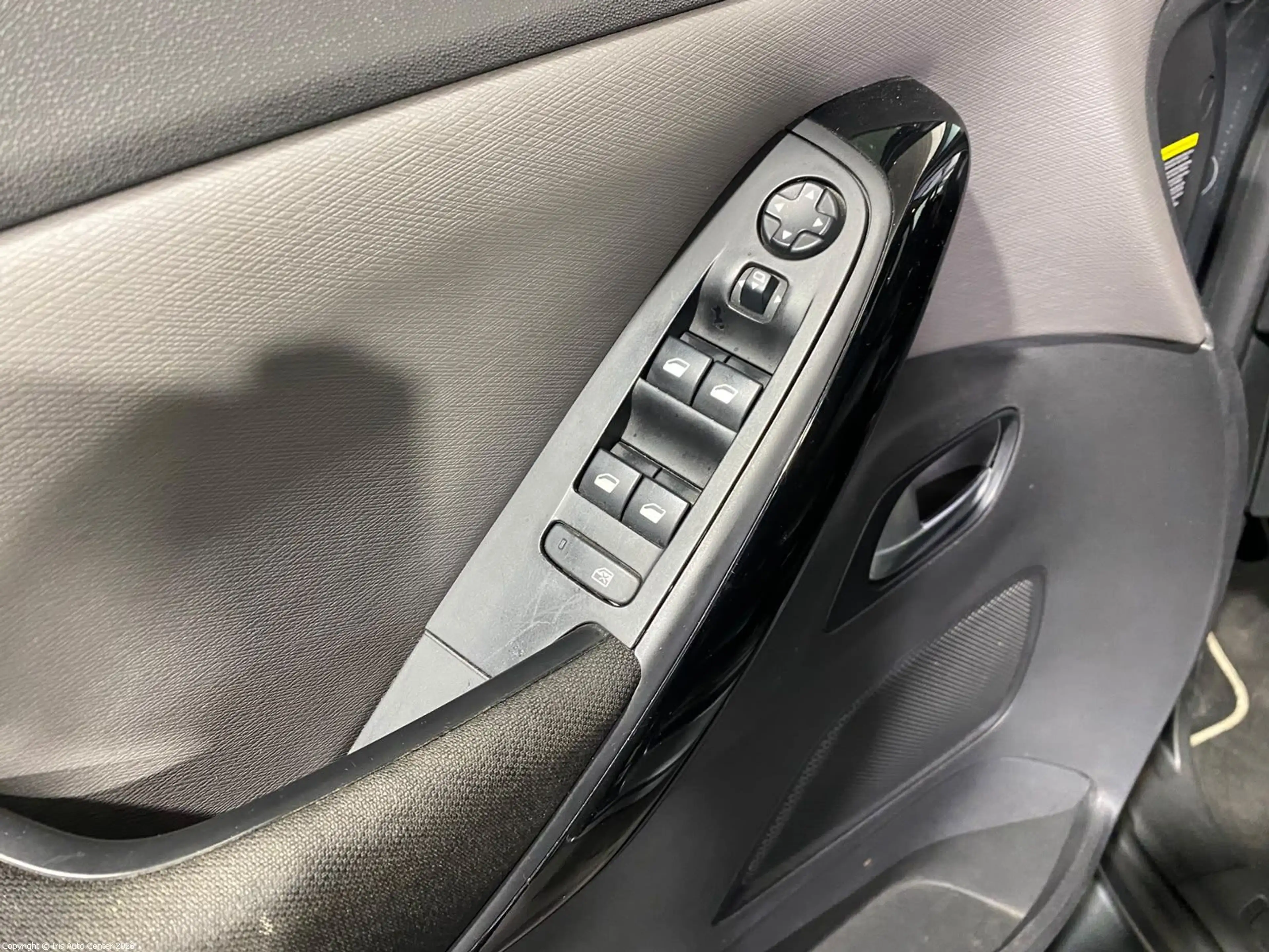 Citroen Grand C4 Picasso 1.2I | 7 PLACES | CARPLAY | CAMERA | KEY-LESS — photo 7