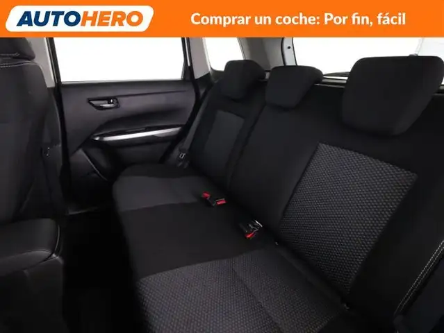 Suzuki Vitara view 15