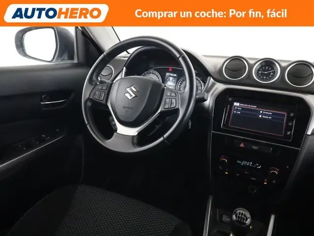 Suzuki Vitara view 14