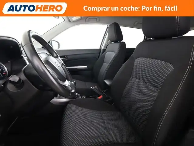 Suzuki Vitara view 11
