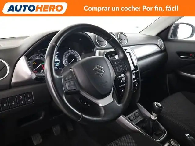 Suzuki Vitara view 12