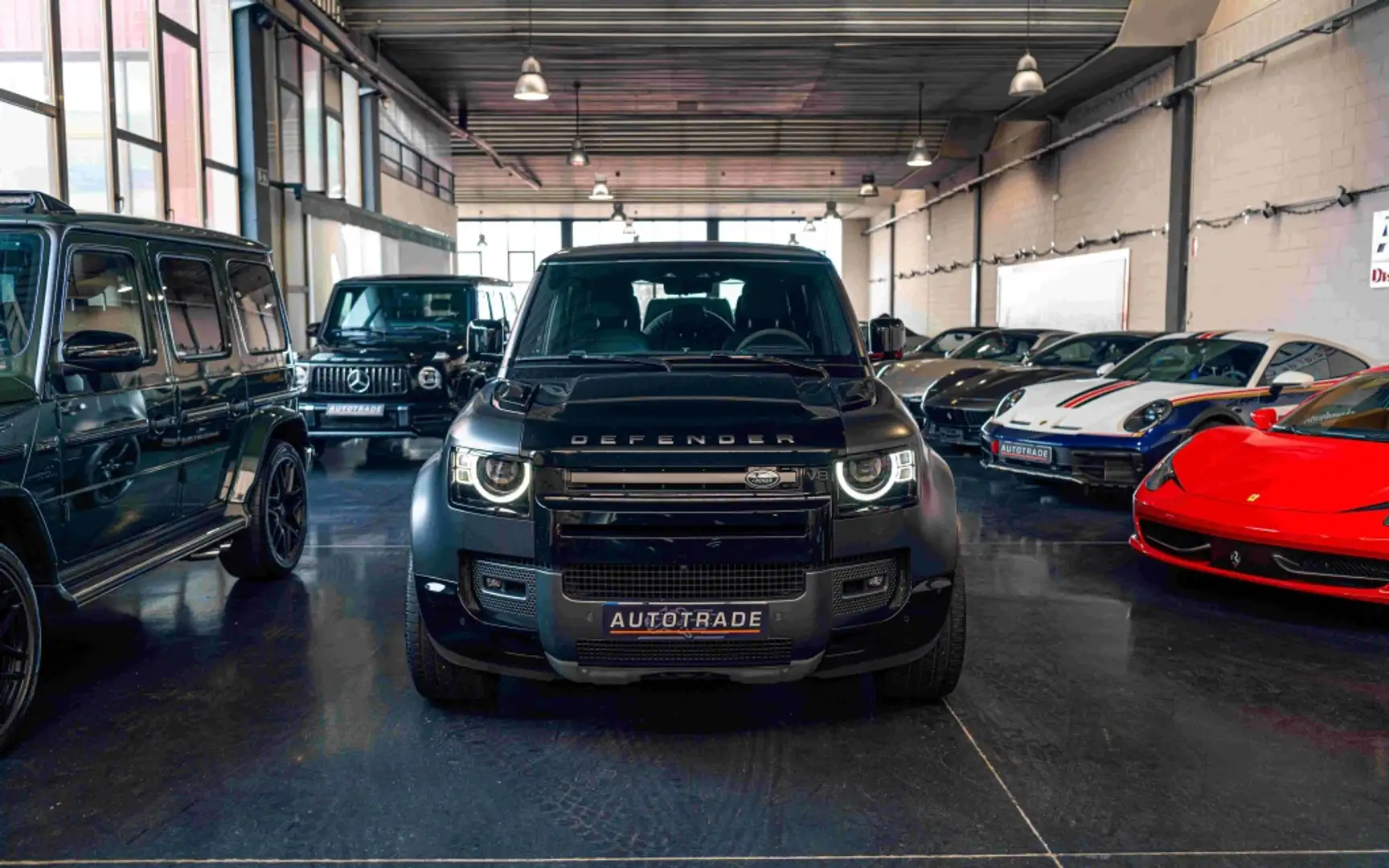 Land Rover Defender 110 5.0 V8 Carpathian Edition AWD Aut. 525 Gris - 2