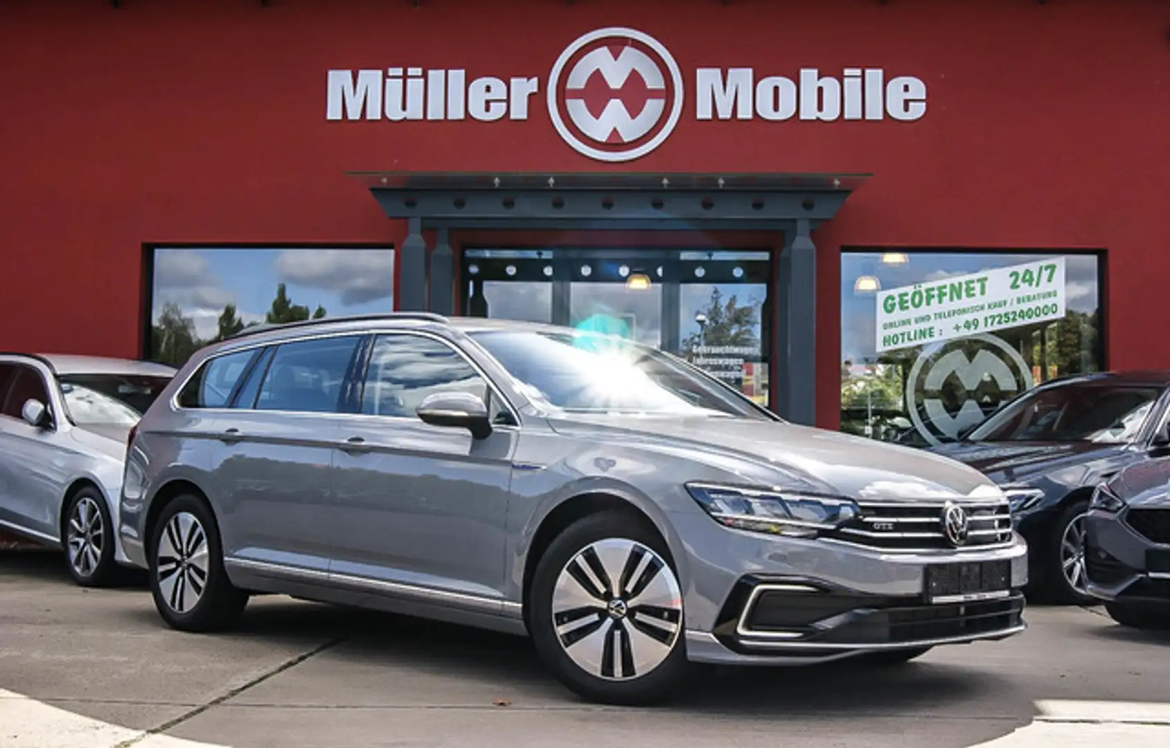 Volkswagen Passat Variant HYBRID GTE IQ NAVIGATION 1.HAND Grigio - 1