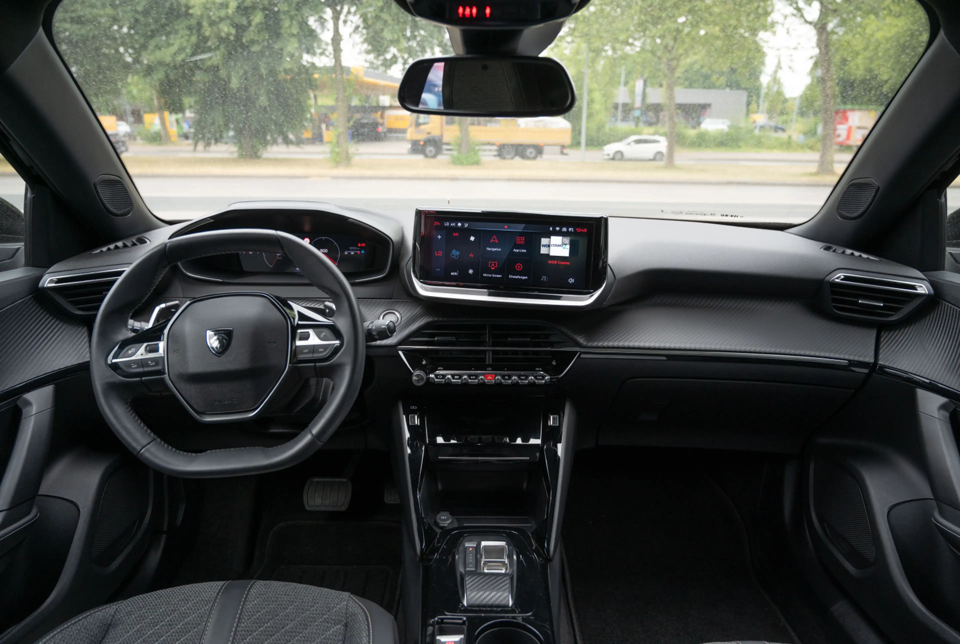 Peugeot 2008 Allure 1.2 PureTech 130 EAT8 *GW-TOP-DEAL* — photo 5