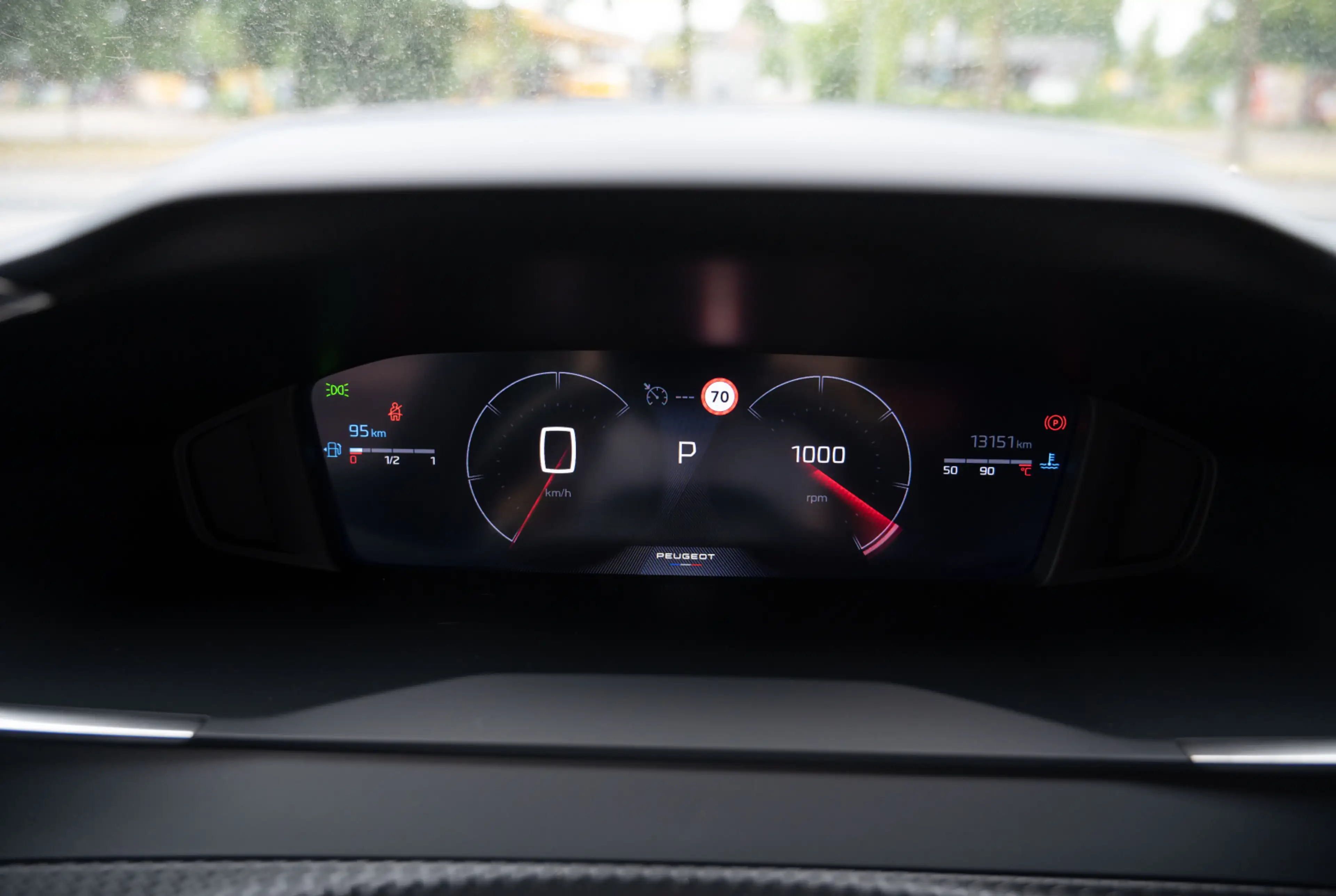 Peugeot 2008 Allure 1.2 PureTech 130 EAT8 *GW-TOP-DEAL* — photo 12