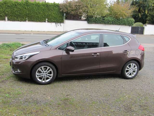 Kia Ceed / cee'd Vision 5 Türen