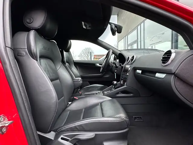 Audi RS3 view 16
