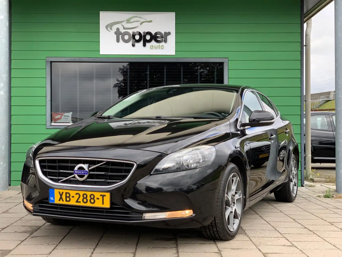 Volvo V40 2.0 D2 Ocean Race | Navigatie | Cruise Control | E Noir - 1