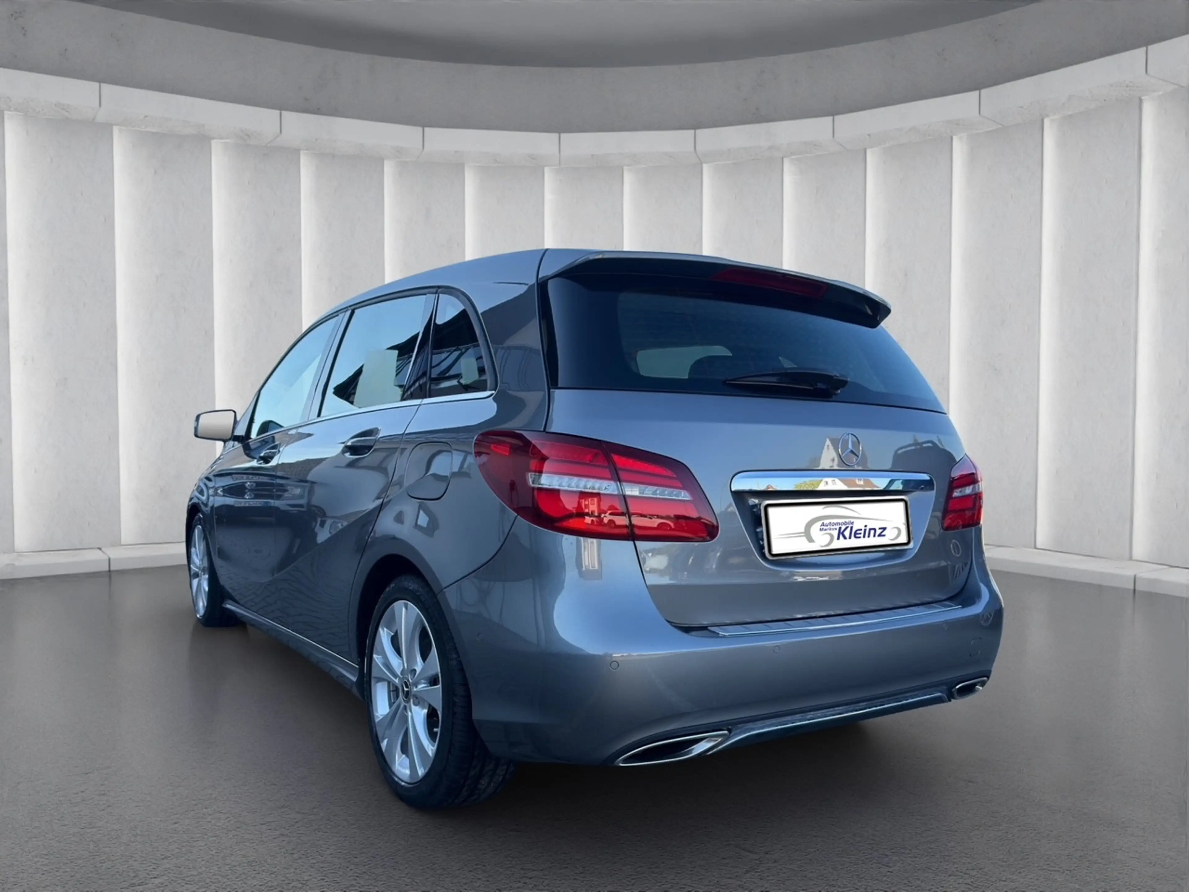 Mercedes-Benz B 200 LED+NAVI+TEMPOMAT+SITZHEIZUNG+PROGRESSIVE — photo 2