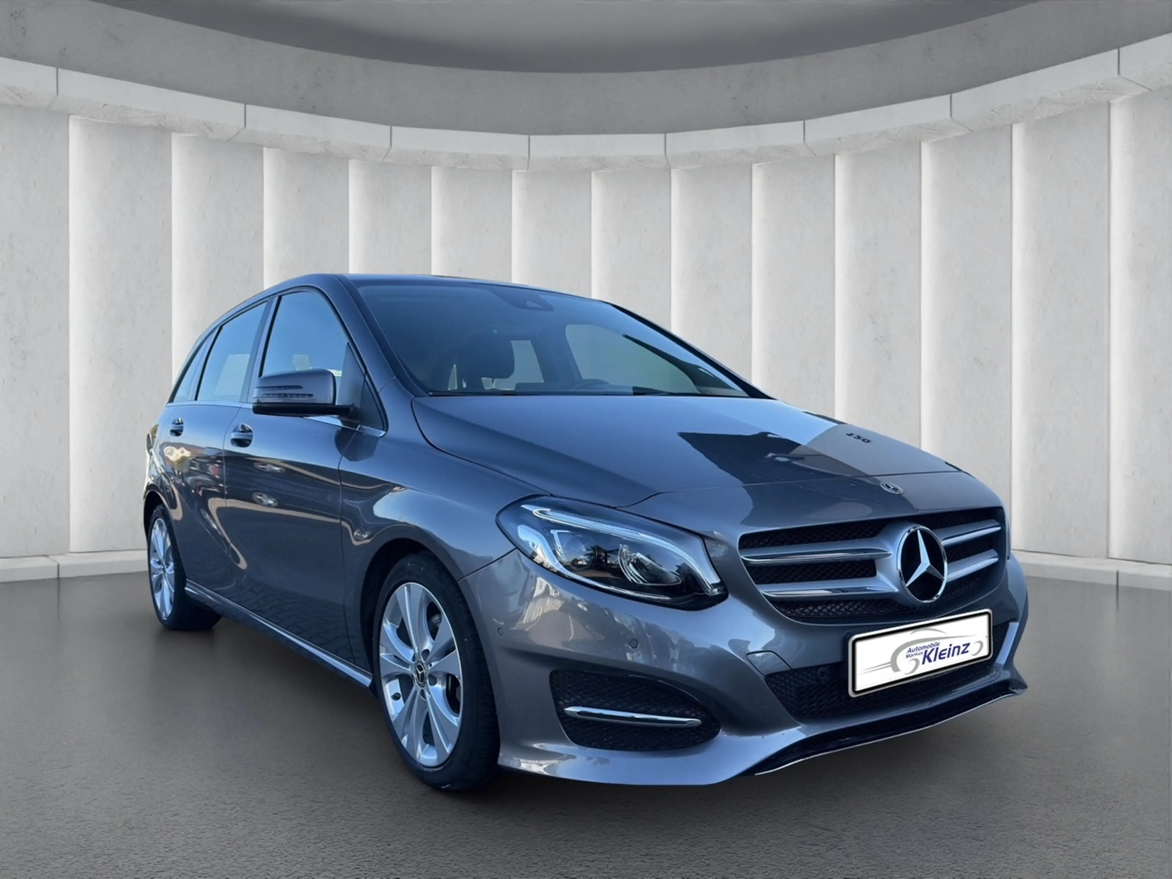 Mercedes-Benz B 200 LED+NAVI+TEMPOMAT+SITZHEIZUNG+PROGRESSIVE — photo 4