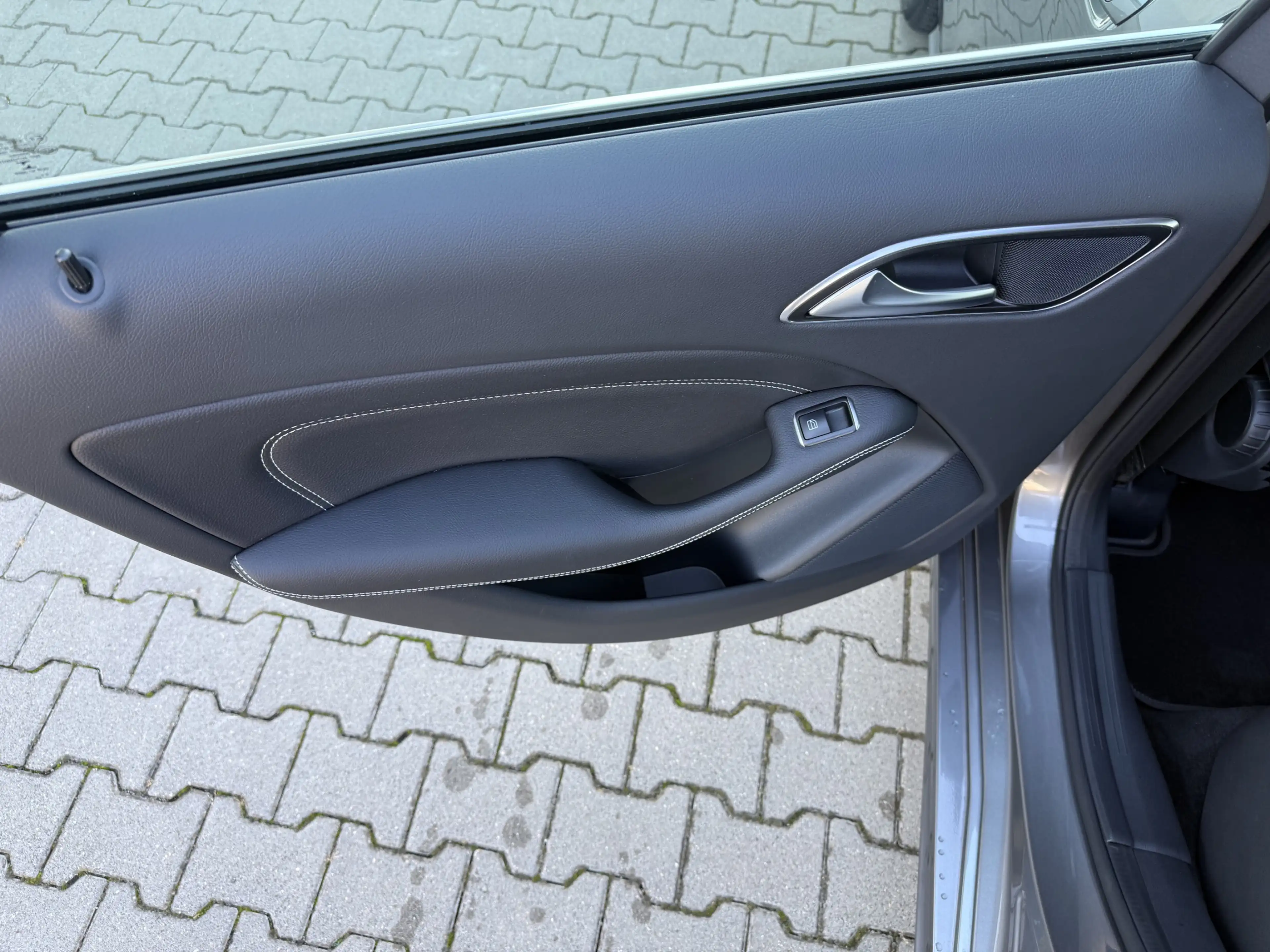 Mercedes-Benz B 200 LED+NAVI+TEMPOMAT+SITZHEIZUNG+PROGRESSIVE — photo 12