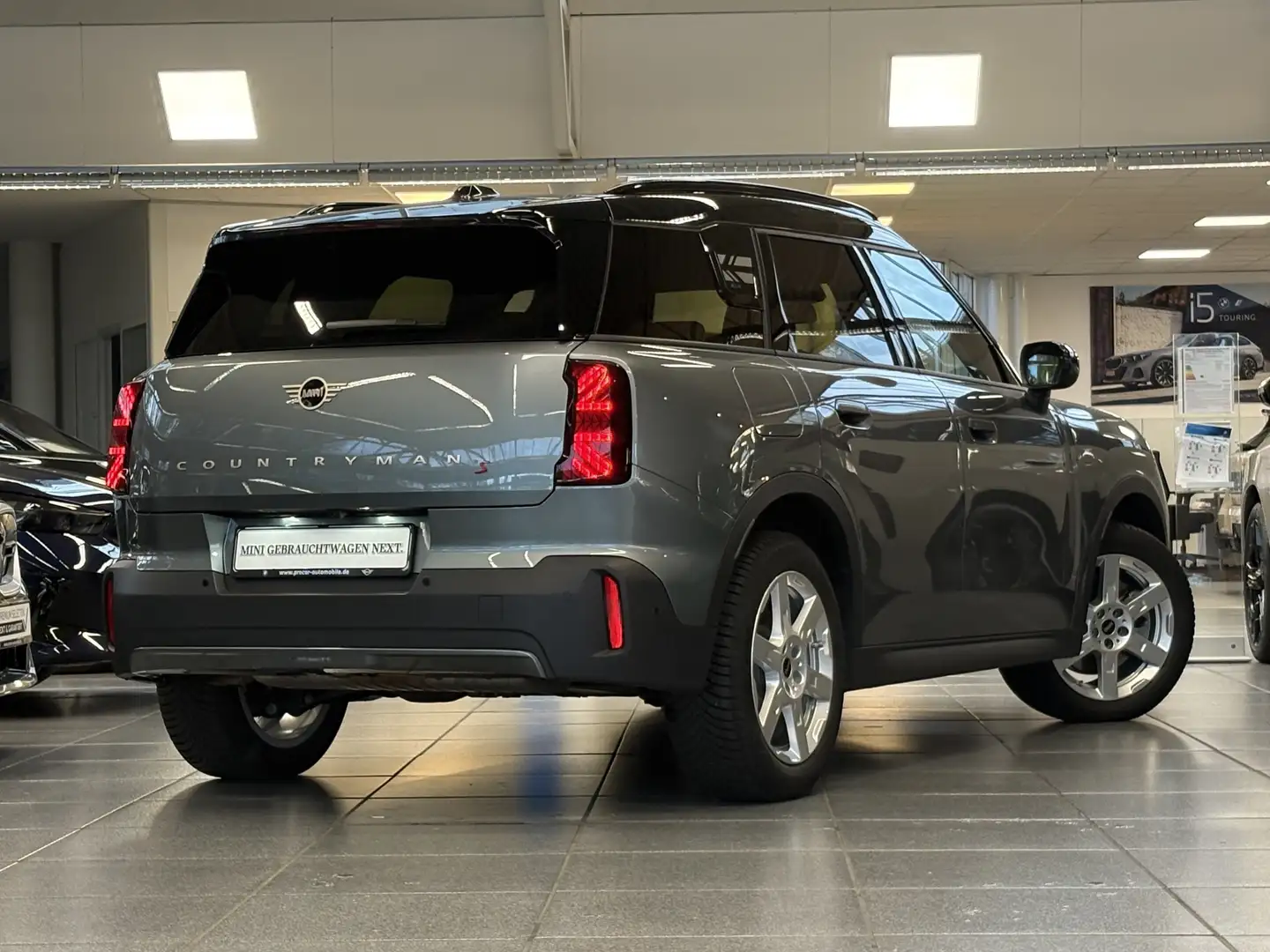 MINI Cooper S Countryman Countryman S ALL4 DA ACC PA RFK HuD Pano AHK Lhz. Grün - 2