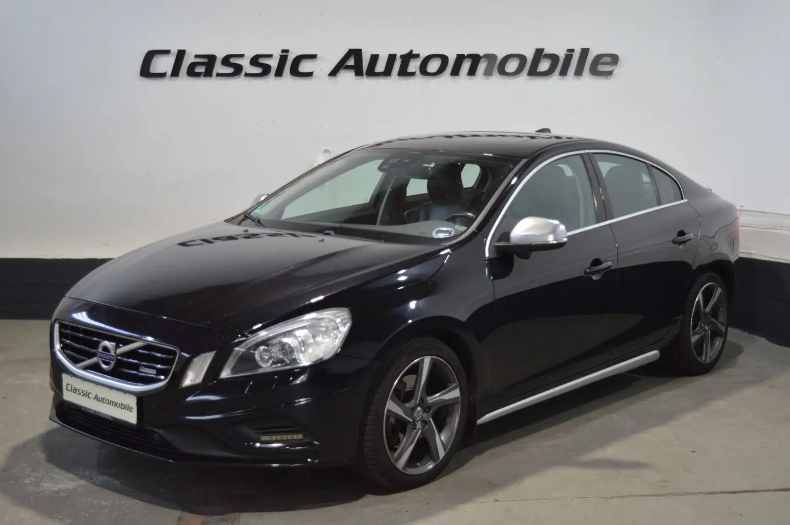 Volvo S60 T6 polestar *HERBSTAKTIONSPREIS* Schwarz - 1