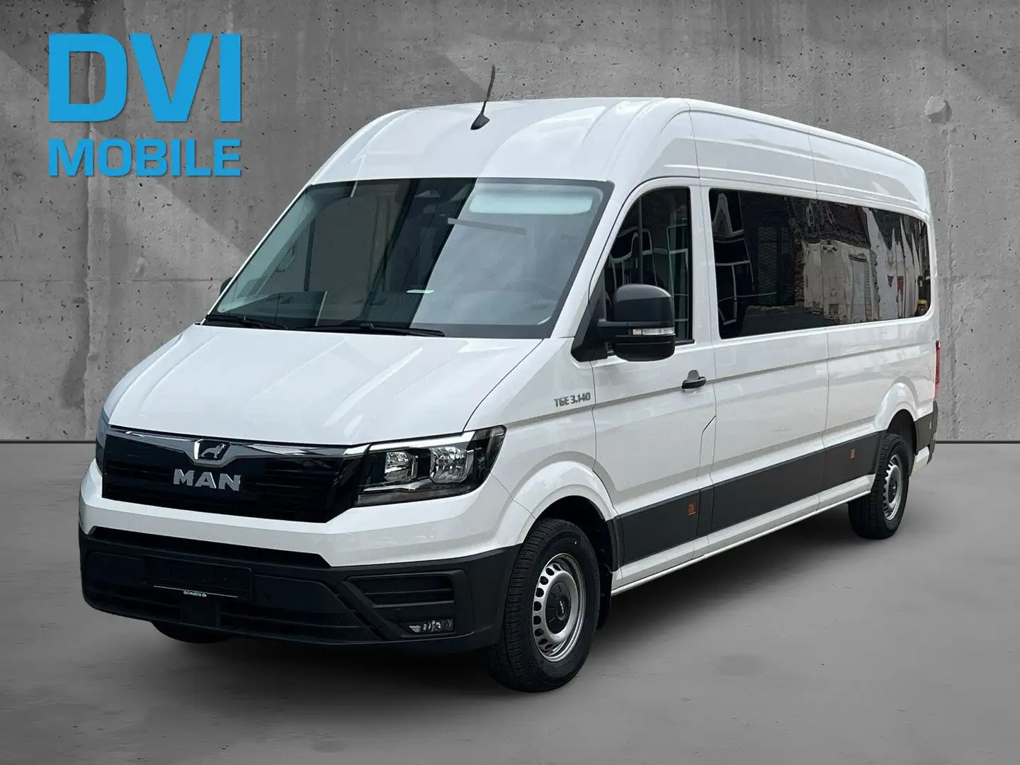 MAN TGE 4490 mm KMP Lift Trittstufe Einzelsitze Weiß - 1