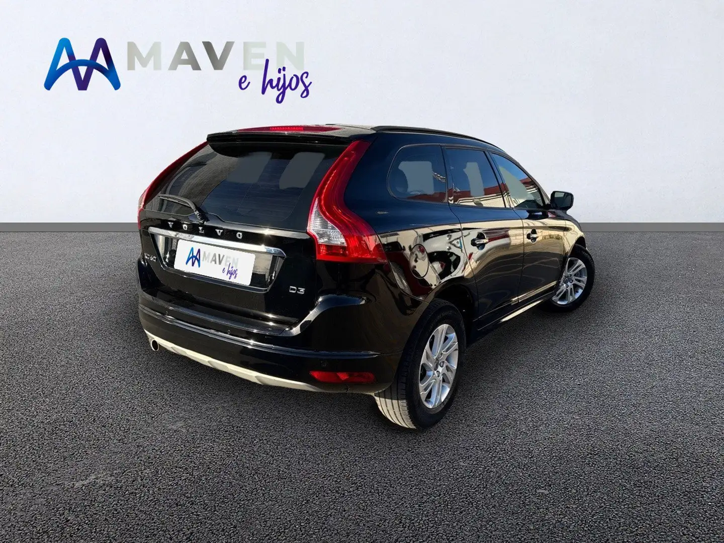 Volvo XC60 2.0 D3 Kinetic+Premium Edition 150 cv Negro - 2