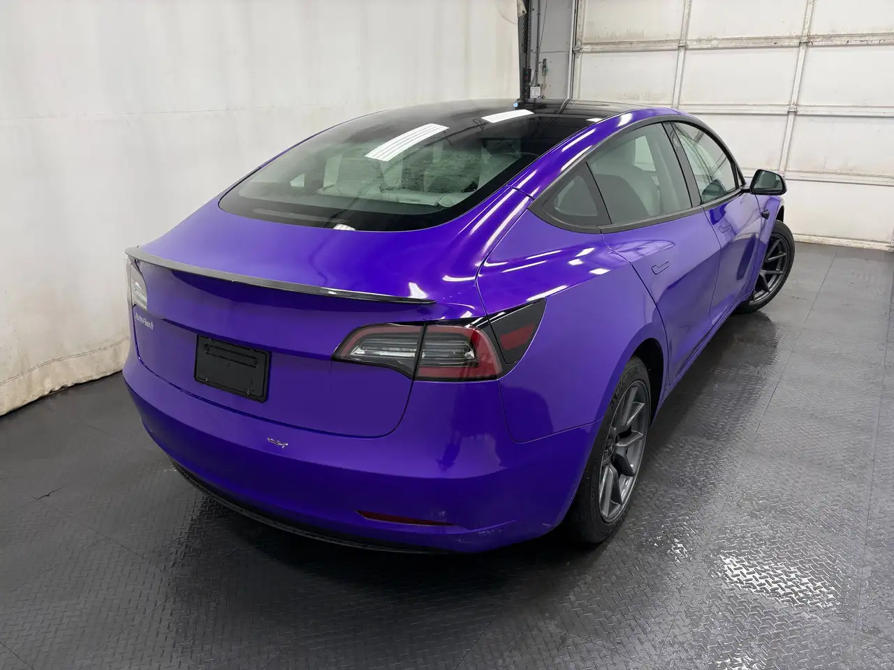 Tesla Model 3 photo Tesla Model 3