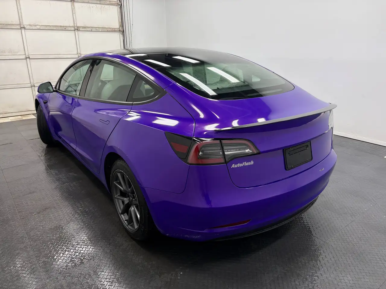 Tesla Model 3 photo Tesla Model 3