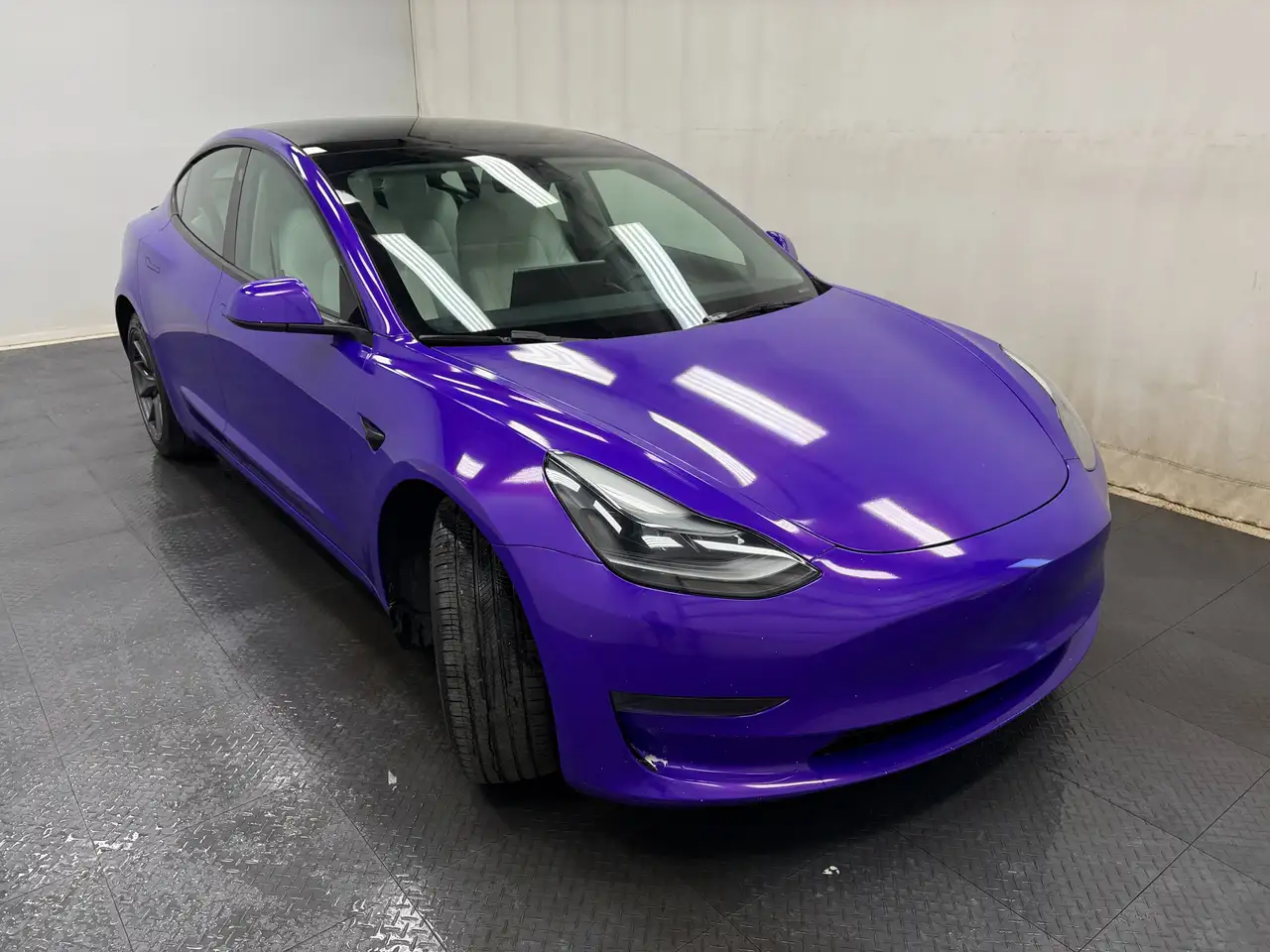 Tesla Model 3 photo Tesla Model 3