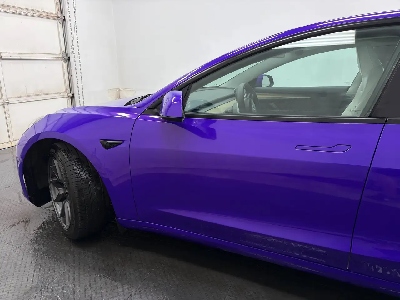 Tesla Model 3 photo Tesla Model 3