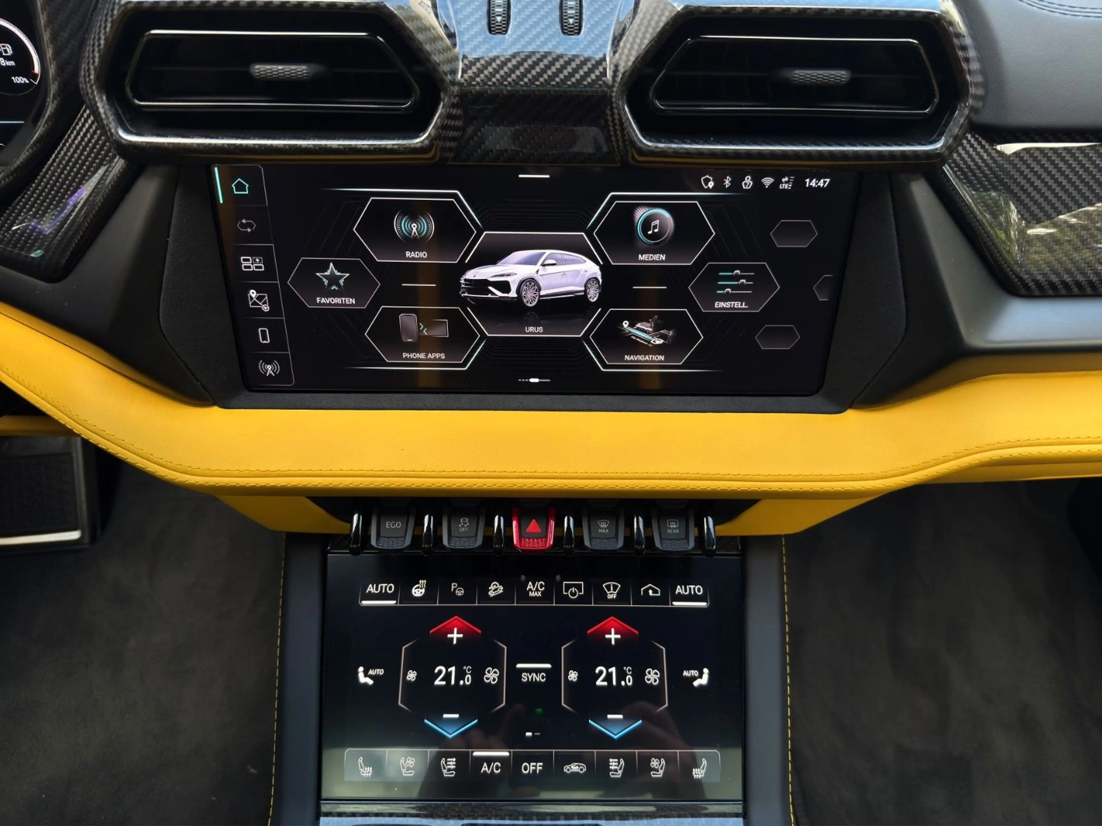 Lamborghini Urus 4.0 V8 PHEV SE — photo 15