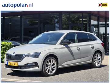1.0 TSI First Edition Trekhaak/18Inch/Carplay/DAB
