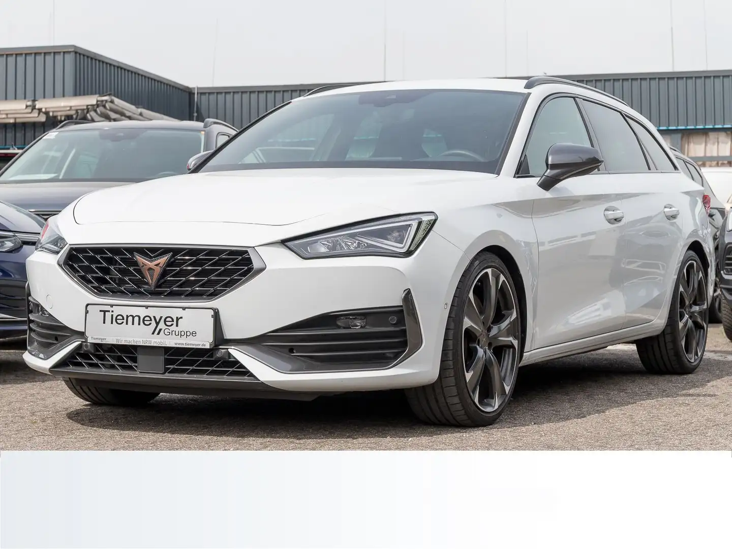 CUPRA Leon Sportstourer 2.0 TSI DSG VZ KAMERA NAVI ACC Weiß - 2