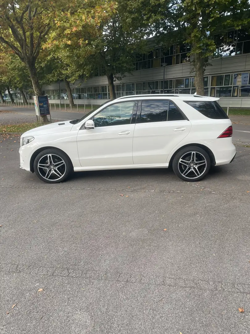Mercedes-Benz GLE 350 GLE 350 d 4Matic Aut. Austria Edition Austria Edition Weiß - 2
