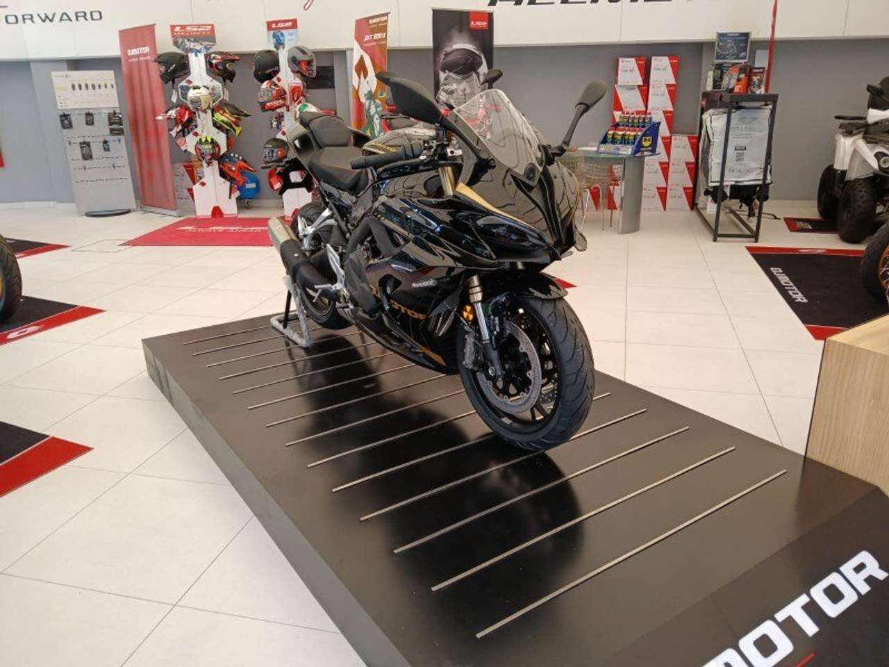 QJ Motor Others SRK 800RR