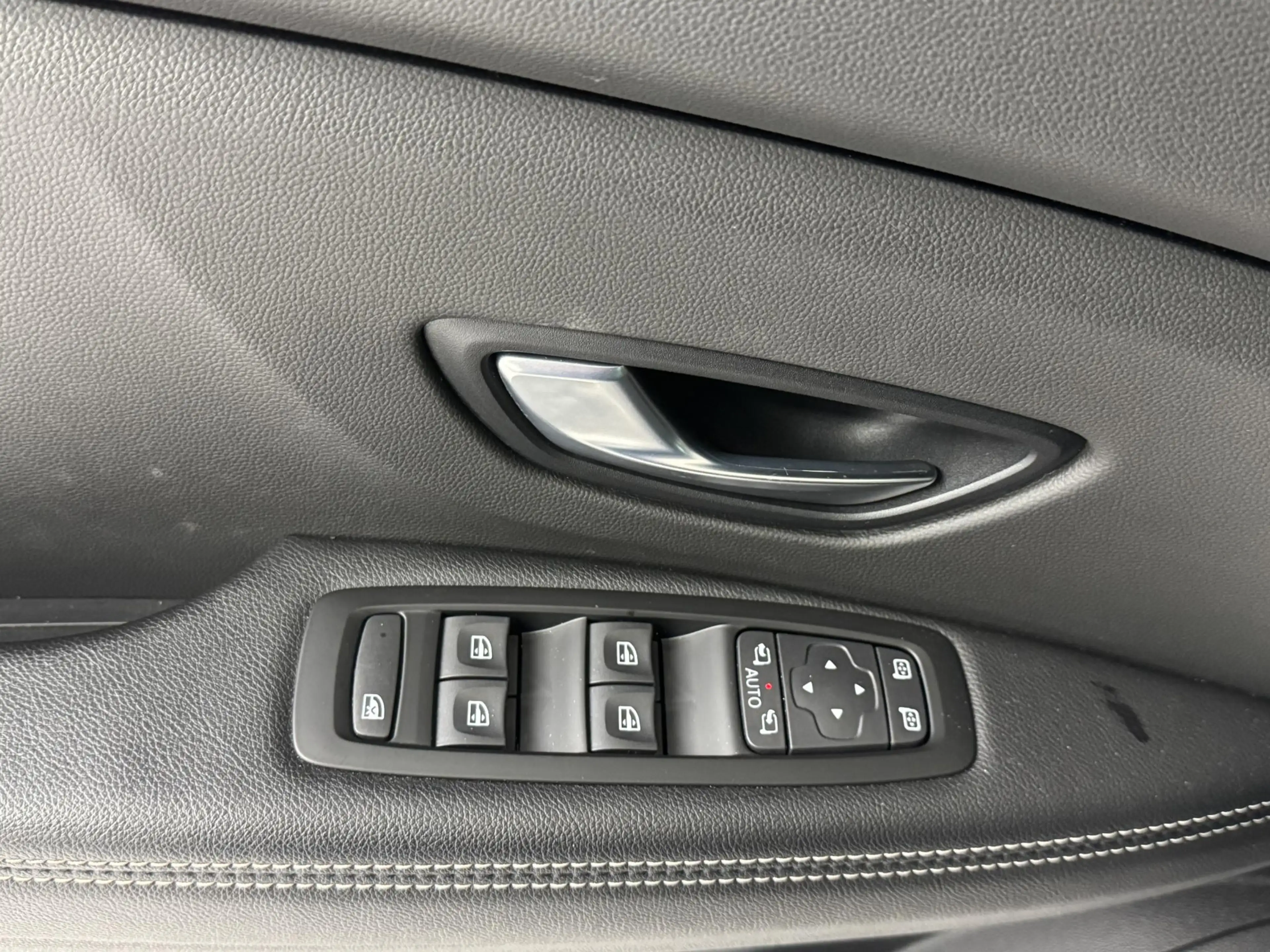 Renault Grand Scenic 1.3 TCe Limited 7p. | Automaat | Navigatie | Camer — photo 16