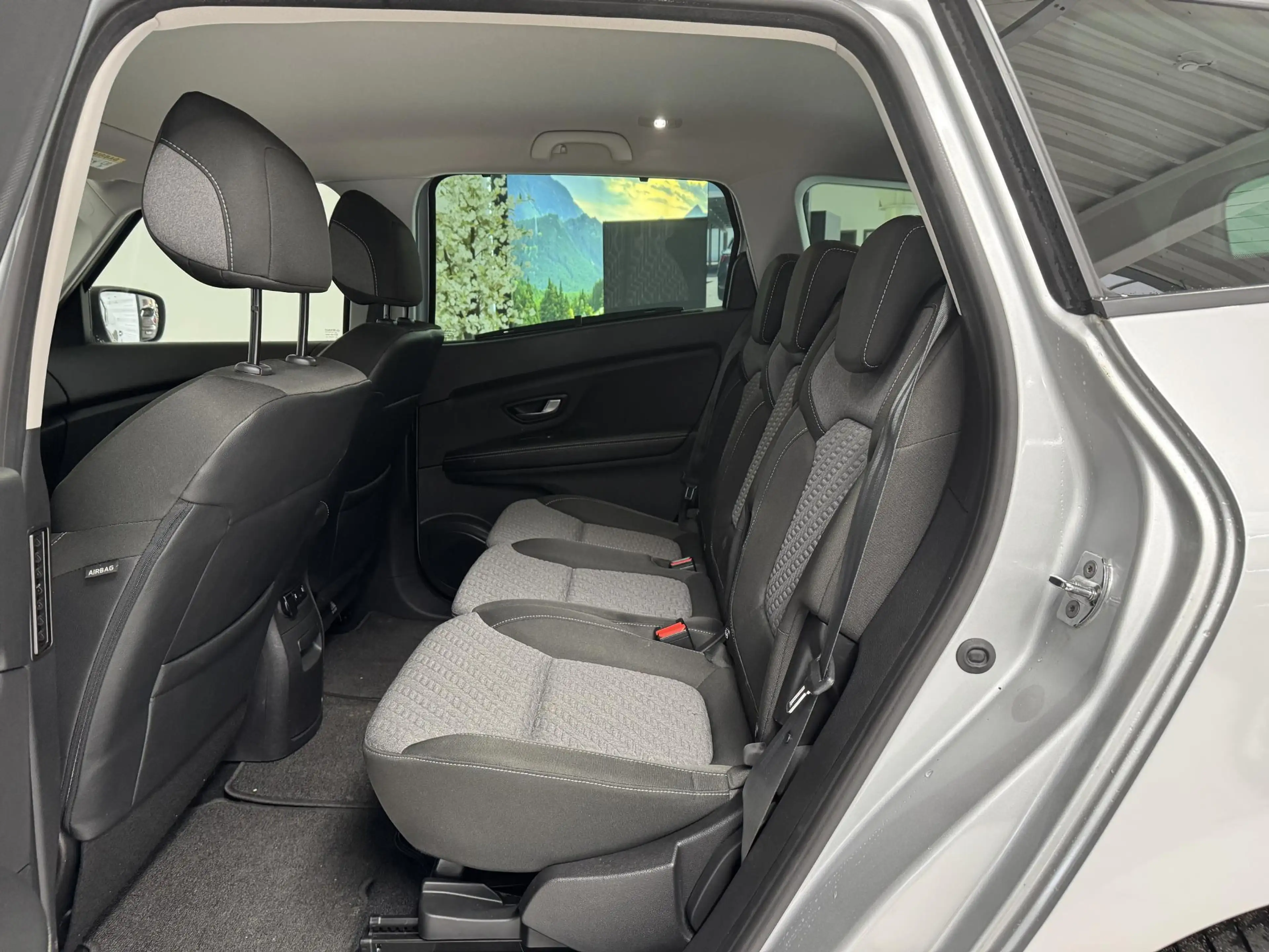 Renault Grand Scenic 1.3 TCe Limited 7p. | Automaat | Navigatie | Camer — photo 8