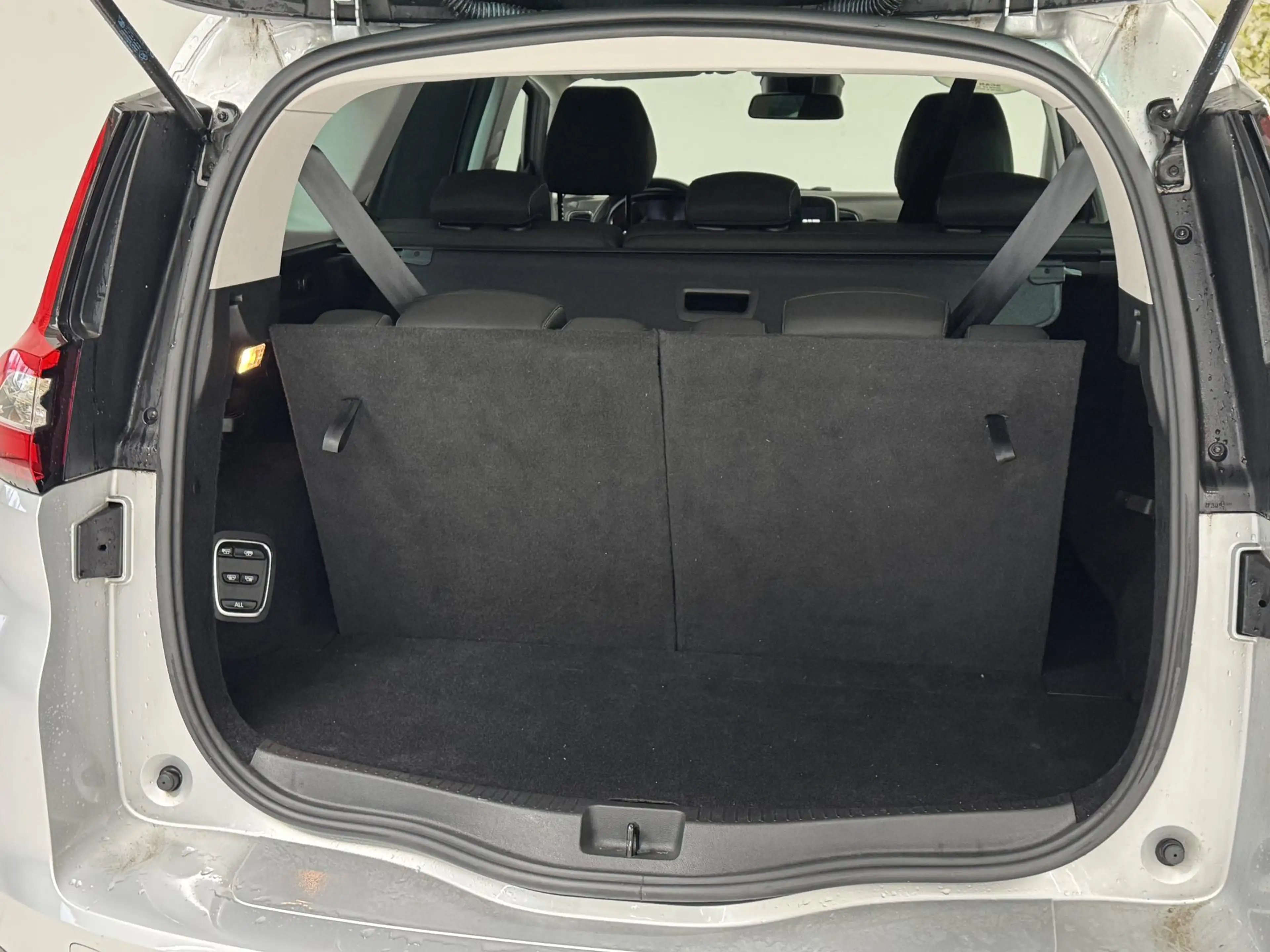 Renault Grand Scenic 1.3 TCe Limited 7p. | Automaat | Navigatie | Camer — photo 9