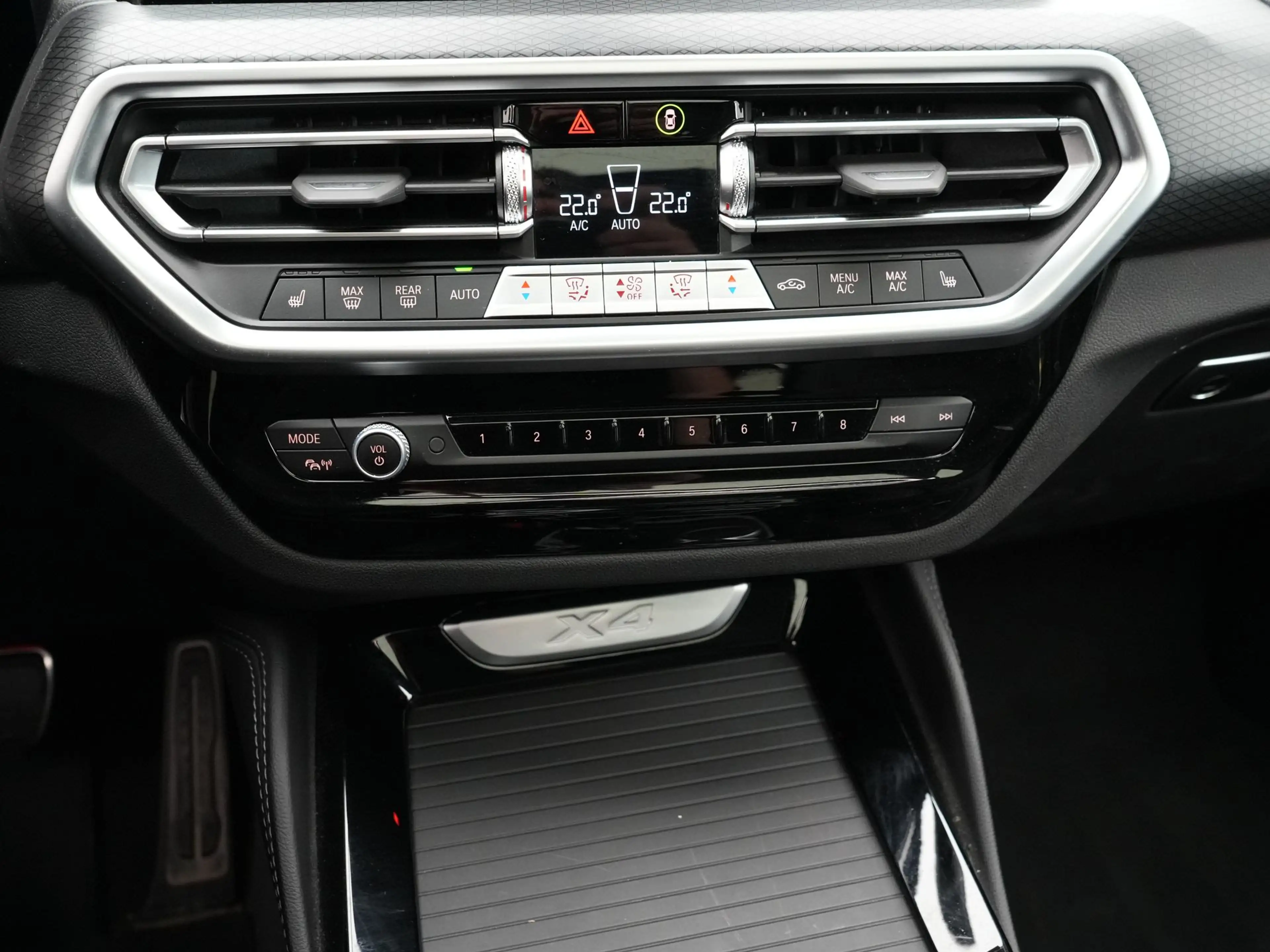 BMW X4 xDrive20i Business Edition Plus — photo 13