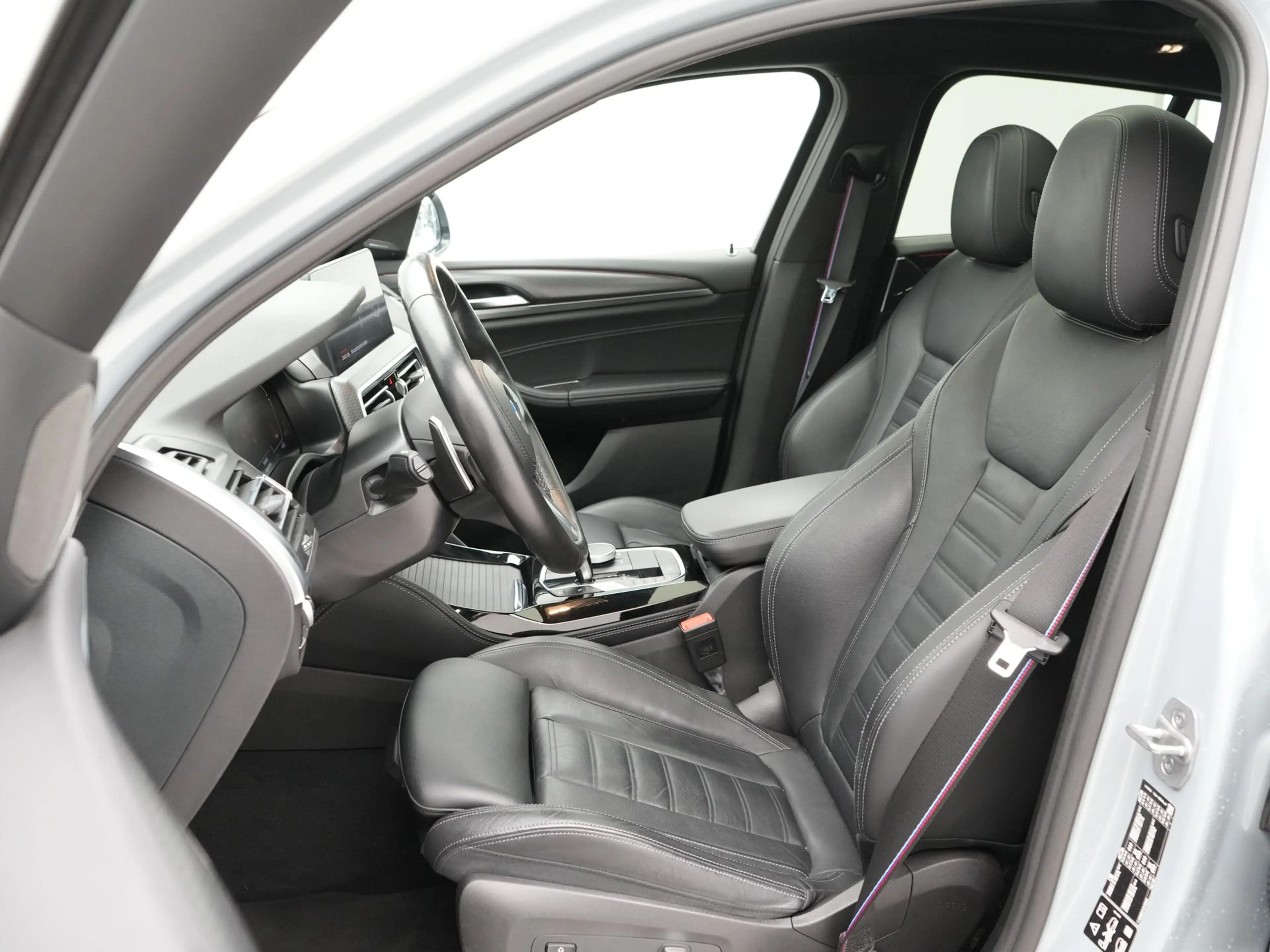 BMW X4 xDrive20i Business Edition Plus — photo 4