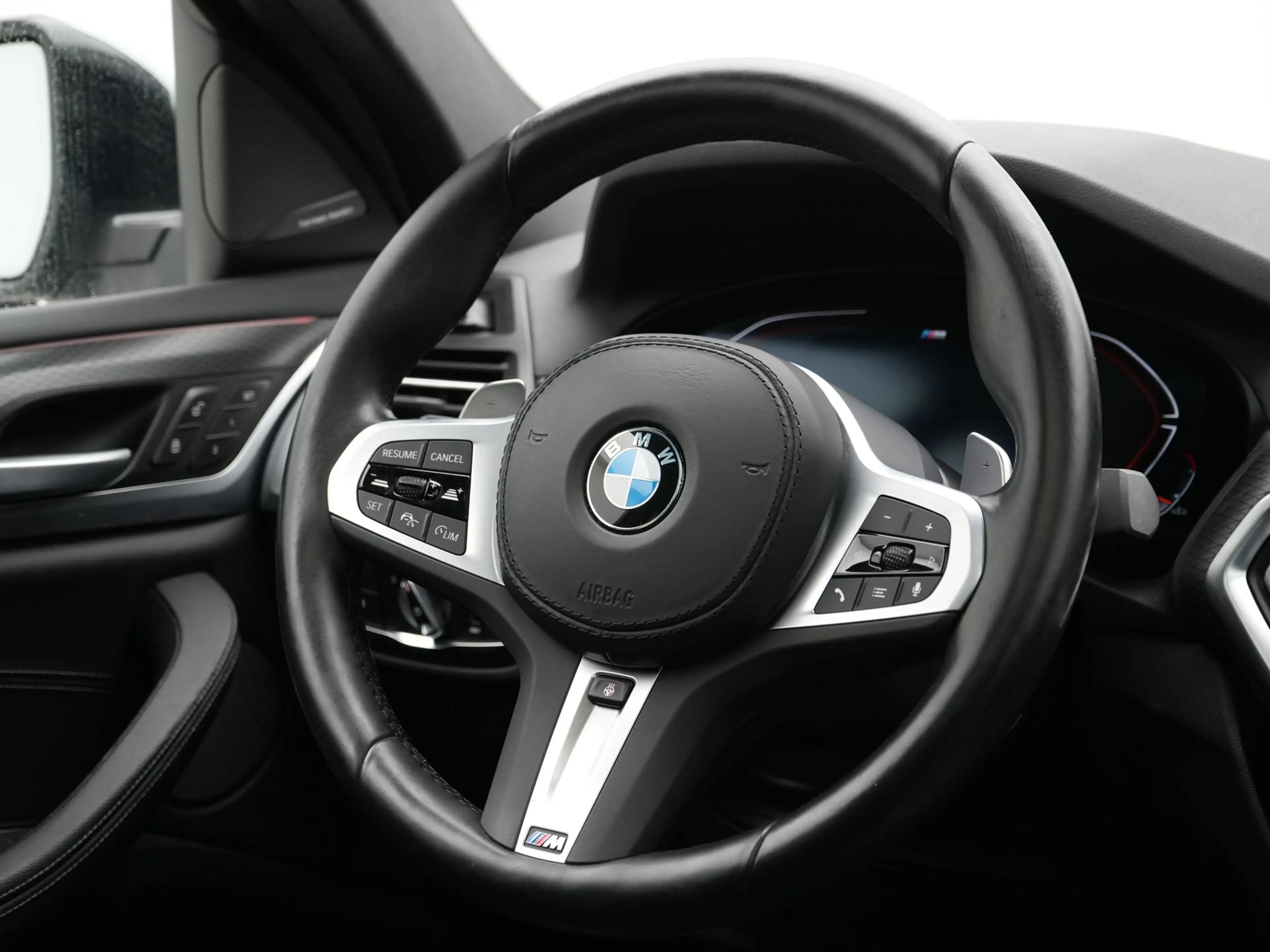 BMW X4 xDrive20i Business Edition Plus — photo 2