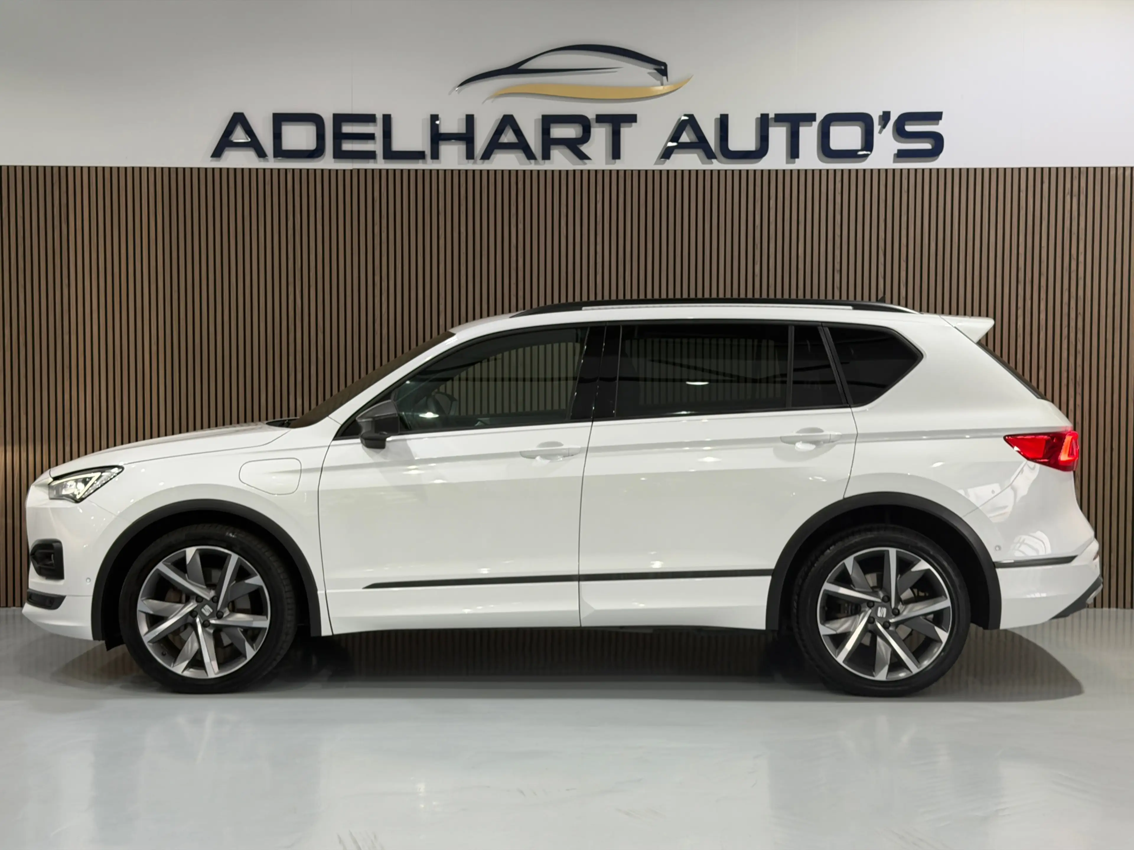 SEAT Tarraco 1.4 TSI e-Hybrid PHEV FR Business Intense / Naviga — photo 2